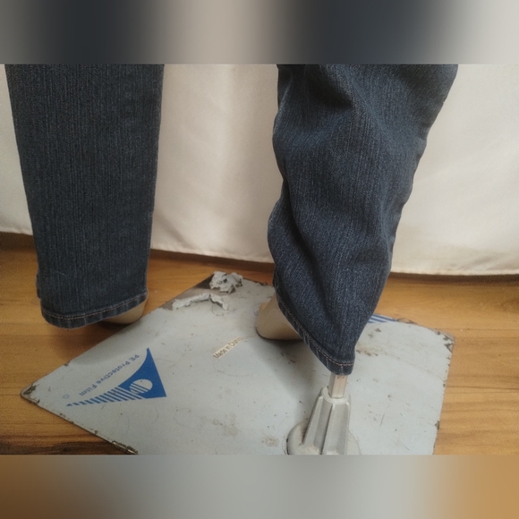 Nicole Miller Women's Indigo Denim Pants Jeans Size 10 - Picture 8 of 10